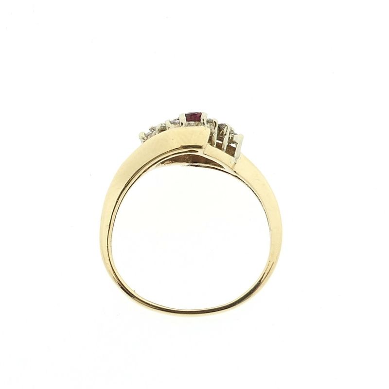 Image 5 of Gold ring with ruby ​​and diamond | 0.22 ct.
