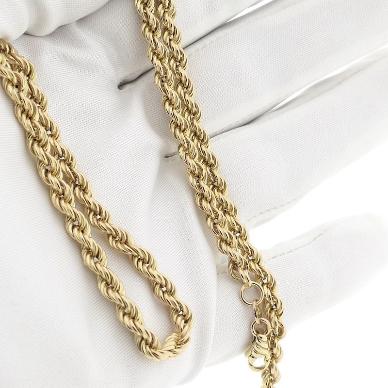 Image 8 of Gold twisted link chain | 52.5 cm