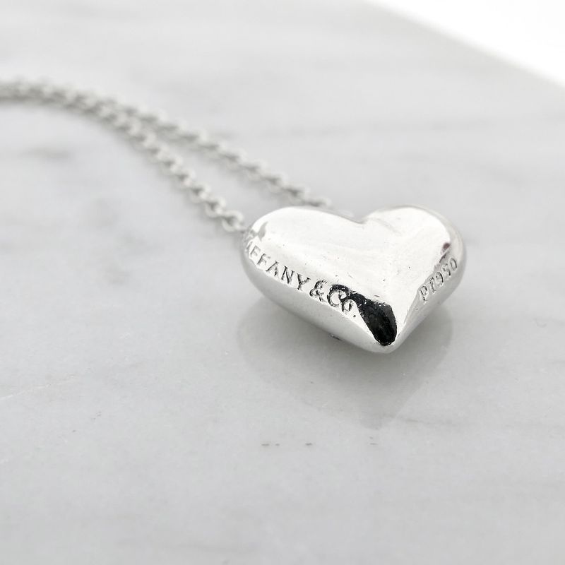 Image 5 of White gold Tiffany & Co. 'Etoile' necklace with a heart pendant and diamond; 0.15 ct. | 41.5 cm