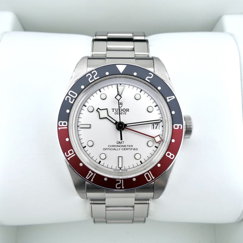 Image 21 of Tudor Black Bay GMT 'Opaline' M79830RB; Automatic men's watch