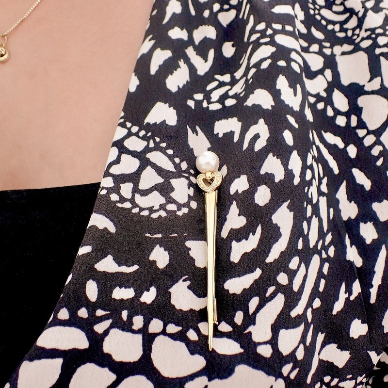 Image 4 of Gold long brooch with pearl and diamonds; 0.055 ct.