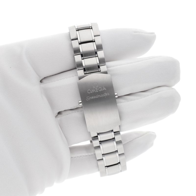 Image 14 of Omega Speedmaster Racing 326.30.40.50.01.001; Chronograph men's watch (Full-set 05-2025)