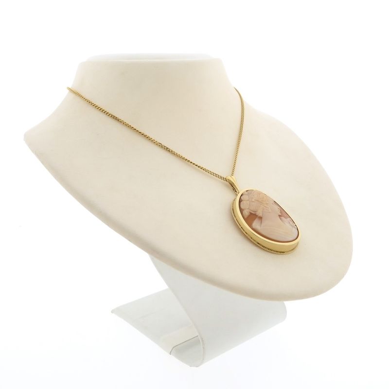 Image 6 of Antique gold pendant with cameo