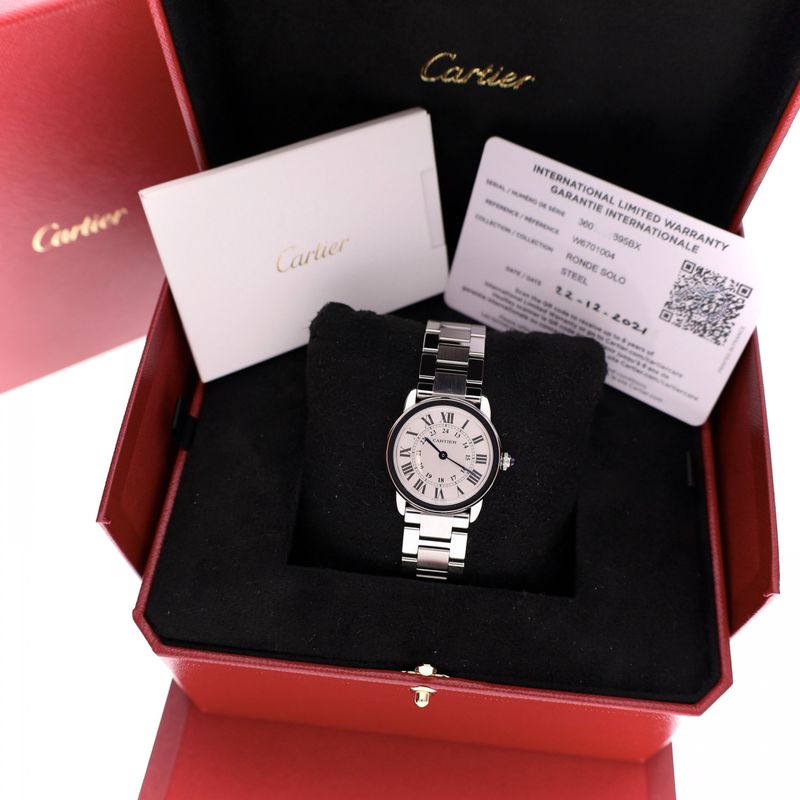 Afbeelding 11 van Cartier Ronde Solo 'Small' W6701004 3601; Dames Horloge