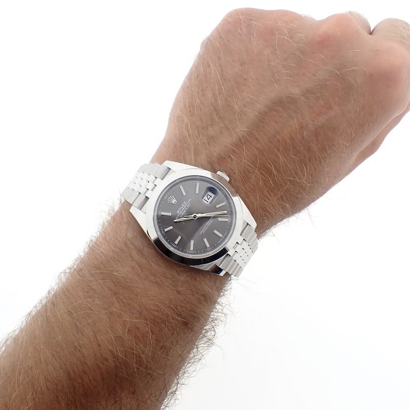 Image 20 of Rolex Datejust 126300; Men's watch with rhodium dial