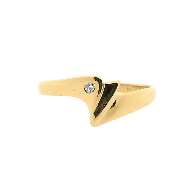 Image 8 of Gold ring with diamond 0.01 ct.