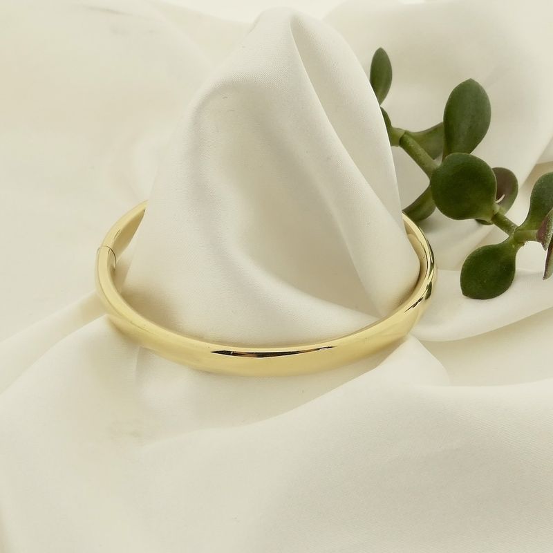 Image 2 of Gold smooth slave bracelet | Ø 61.5 mm