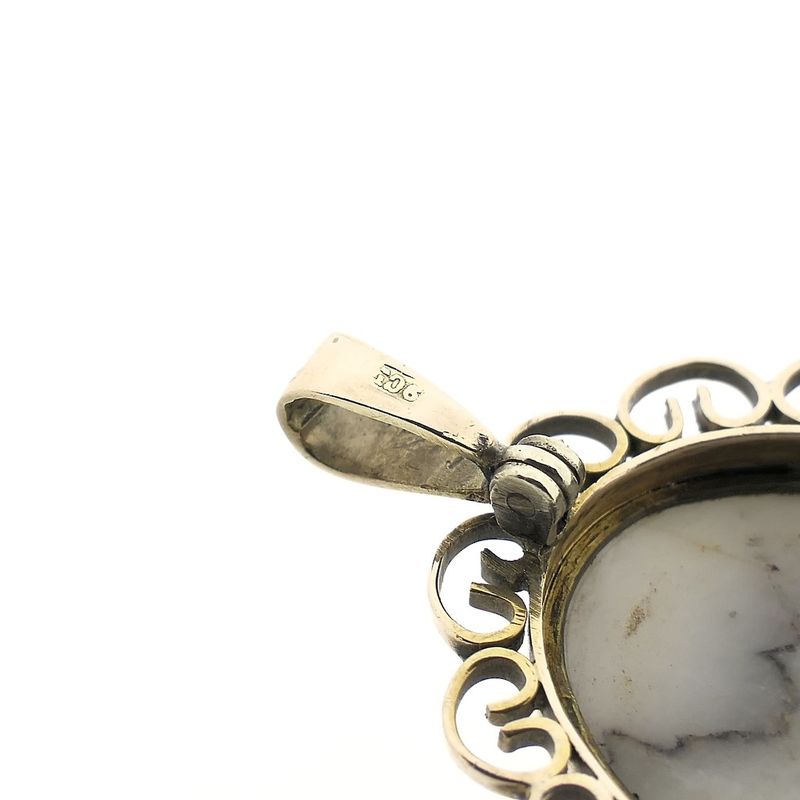 Image 6 of 9 carat pendant with amethyst quartz