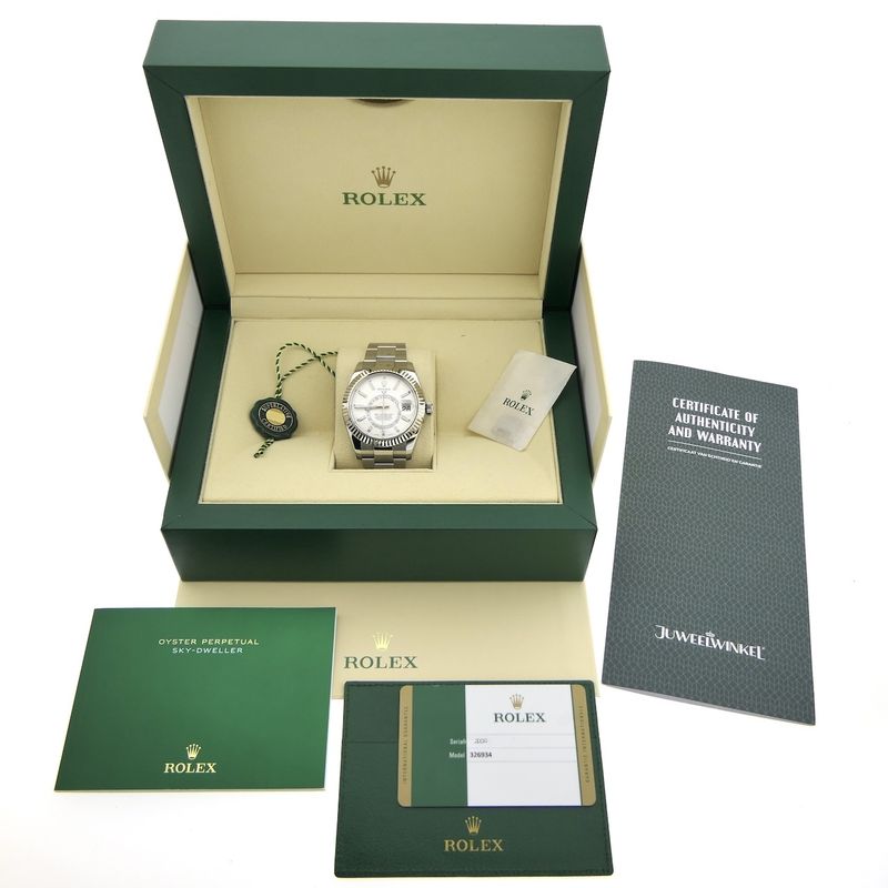 Image 4 of Rolex Sky-Dweller 326934; Automatic men's watch
