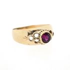 Image 8 of Gold ring with ruby