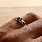 Afbeelding 10 van 8 karaat vintage solitair ring met granaat