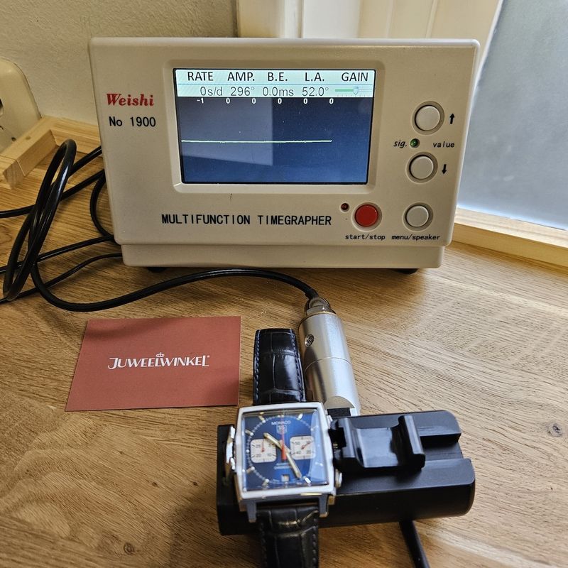 Image 17 of TAG Heuer Monaco CW2113; Chronograph men's watch