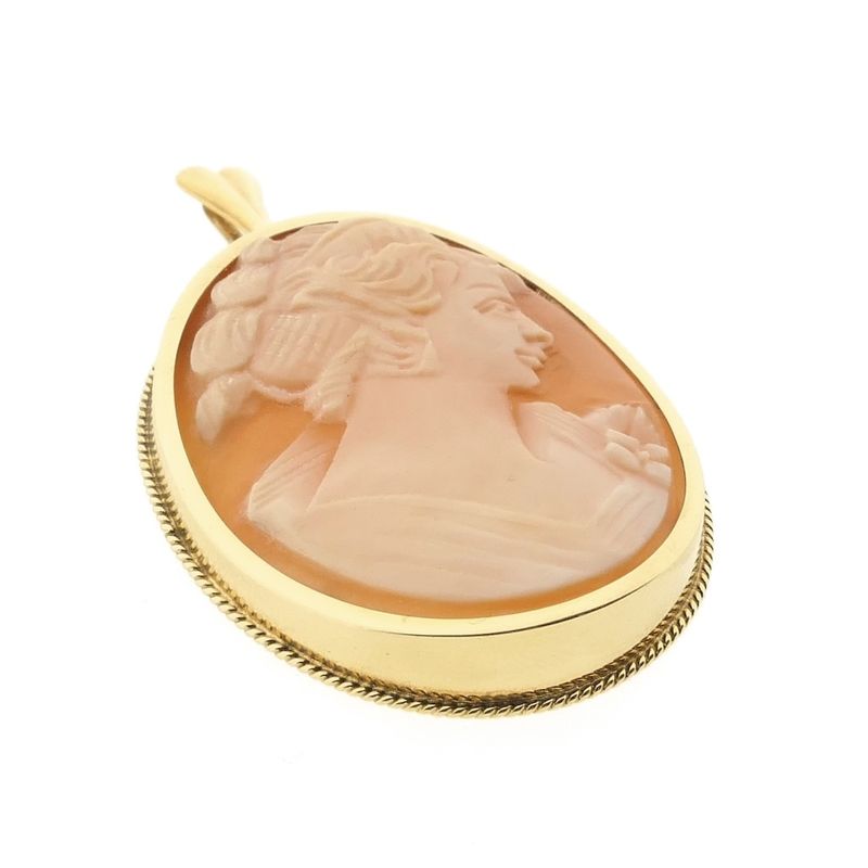 Image 7 of Antique gold pendant with cameo