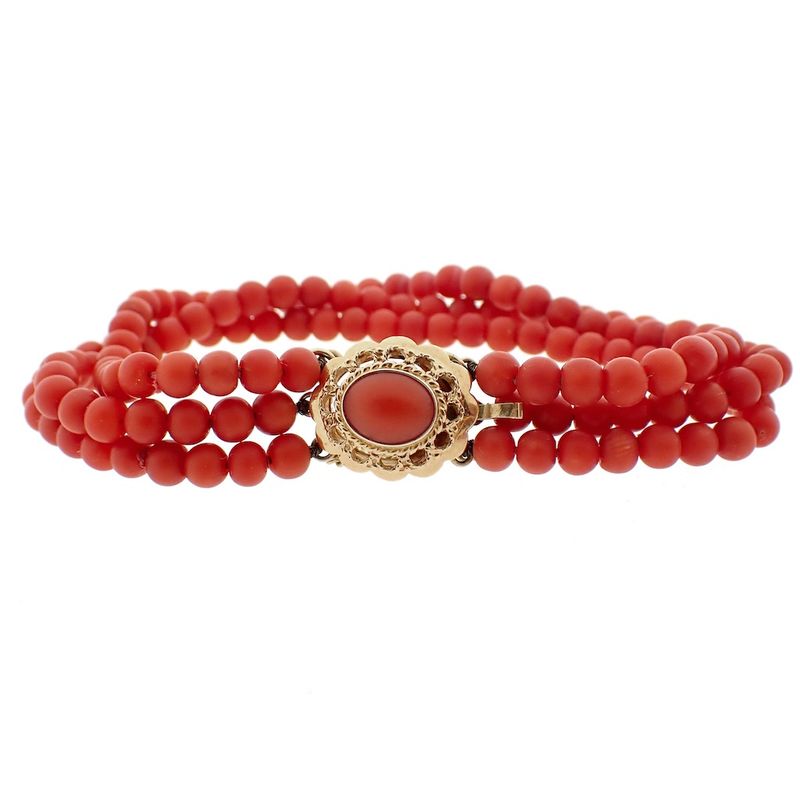 Image 5 of Red coral beads bracelet with gold clasp; Antique | Ø 60mm