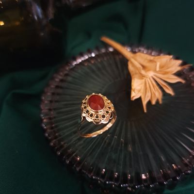 Image 2 of Gold ring with carnelian | Vintage
