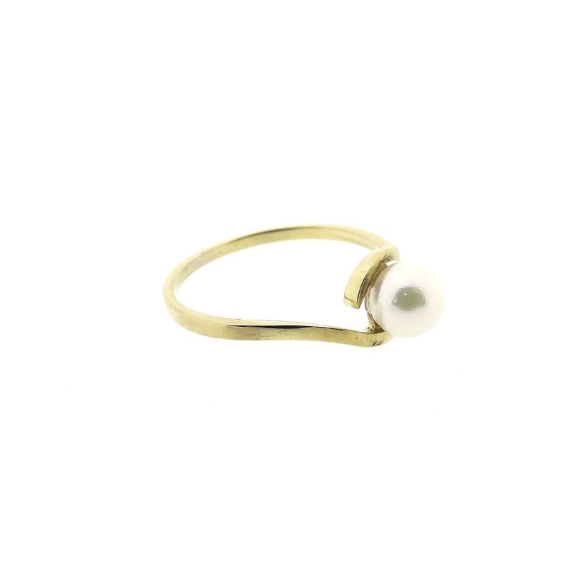 Image 9 of 8 carat ring with pearl