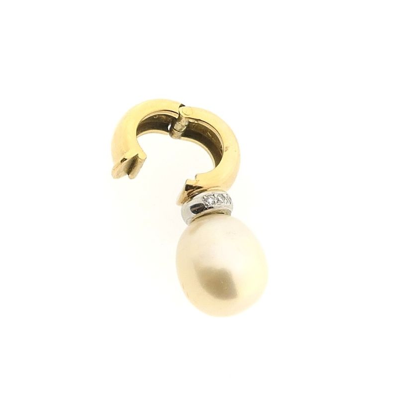 Image 5 of Gold pendant with pearl and diamonds; 0.035 ct.