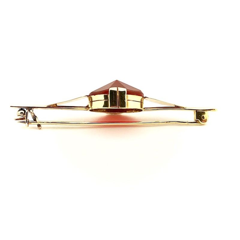 Image 4 of Antique gold brooch with carnelian