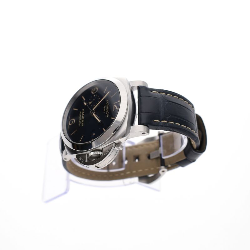 Image 8 of Panerai Luminor GMT PAM01033; Automatic men's watch