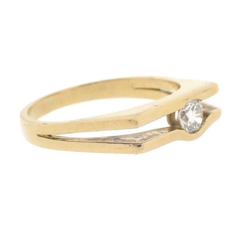 Image 6 of Gold ring with diamond 0.22 ct.