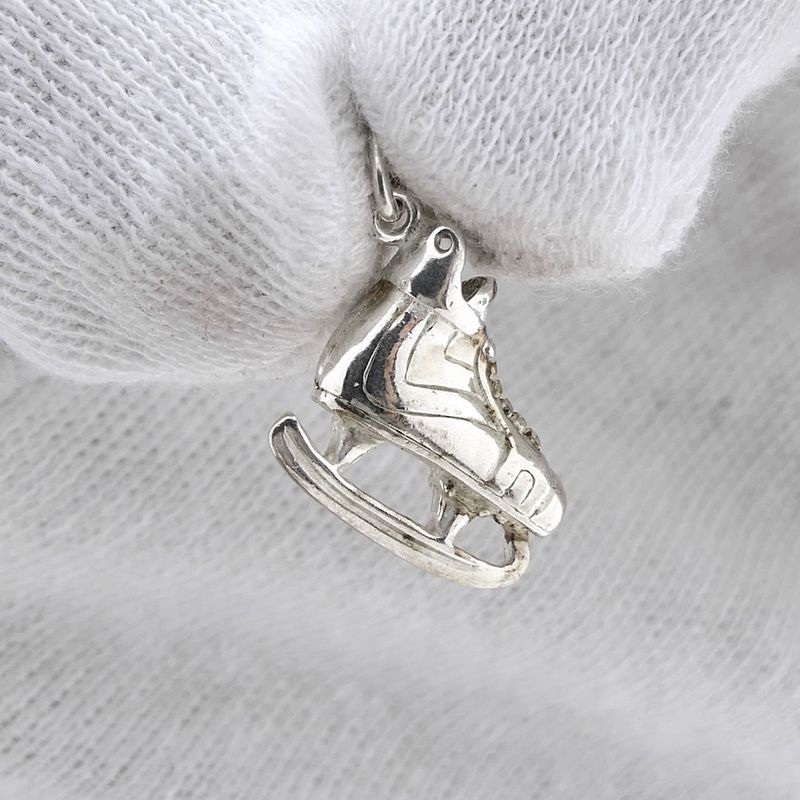 Image 1 of Silver pendant; Figure skate