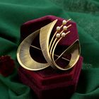 Image 2 of Vintage gold brooch with pearls