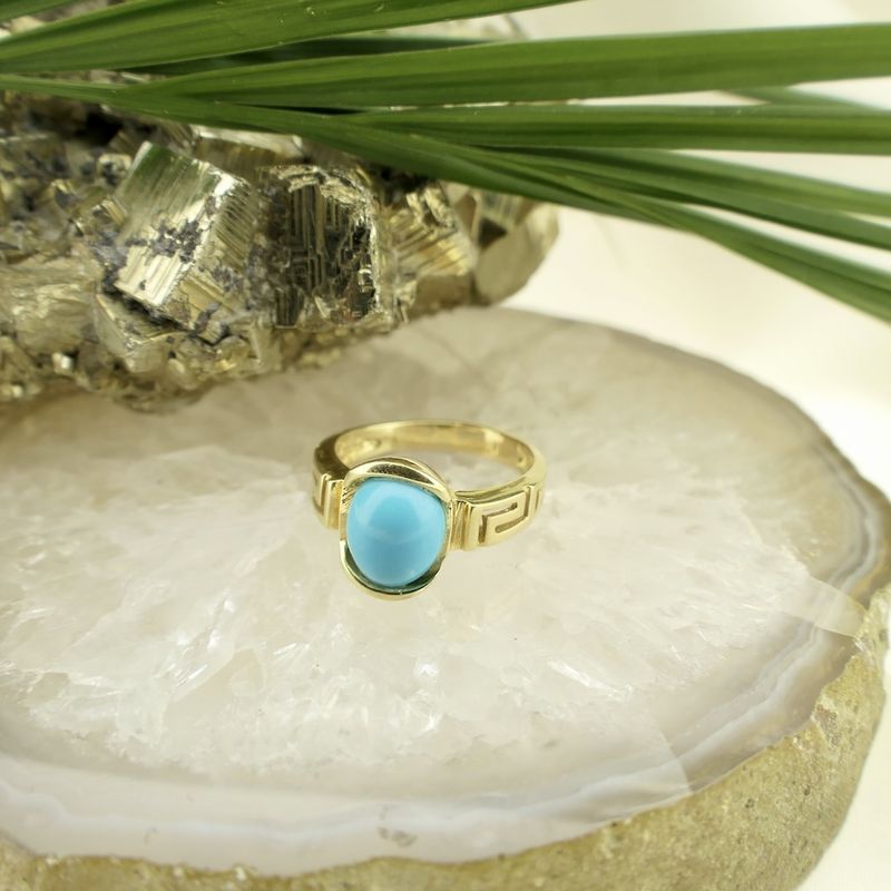 Image 2 of Vintage gold ring with meander pattern and turquoise