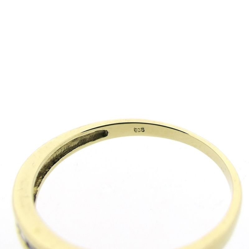 Image 7 of Gold ring with zirconia