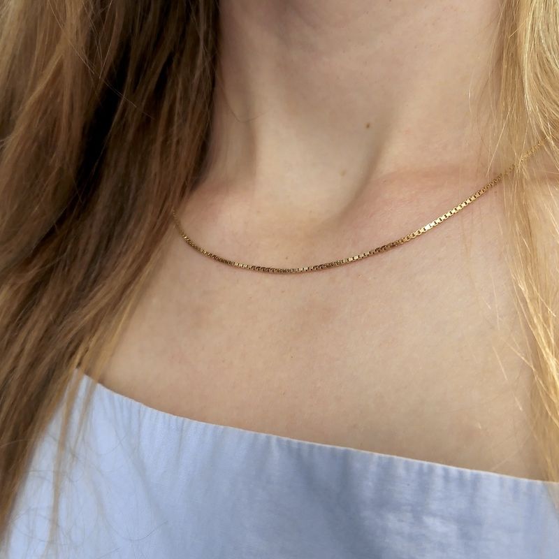 Image 9 of Golden Venetian link chain