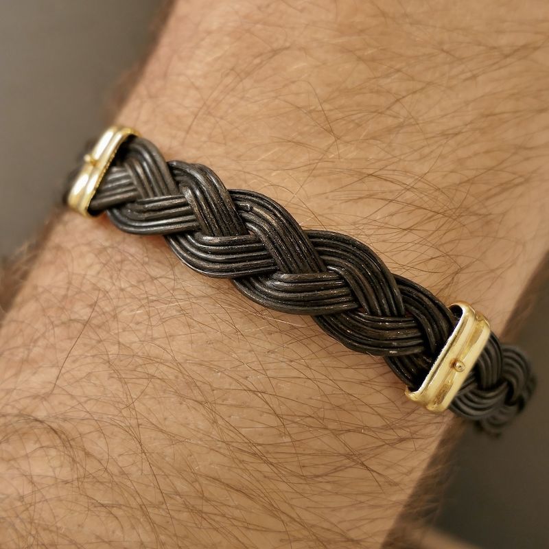 Image 2 of 18K Gold Bracelet with Elephant Hair | 22 cm