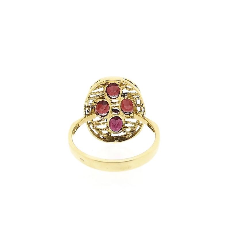 Image 4 of Gold ring with garnet