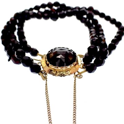 Image 2 of Antique glass bead bracelet with gold clasp