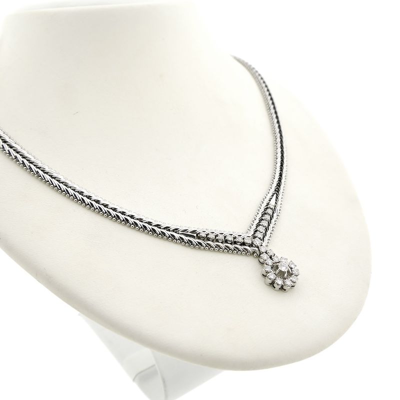 Image 3 of White gold necklace with diamonds 1.06 ct. | 43 mm
