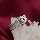 Image 2 of White gold ring with diamonds; Approx. 0.79 ct.