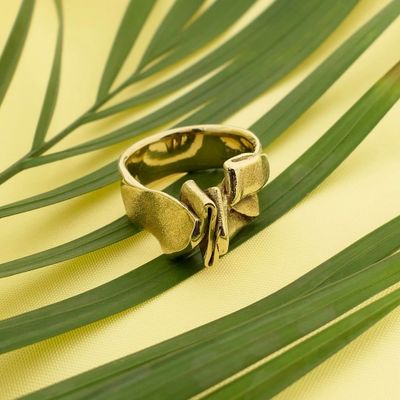 Image 2 of Gold ring with organic design