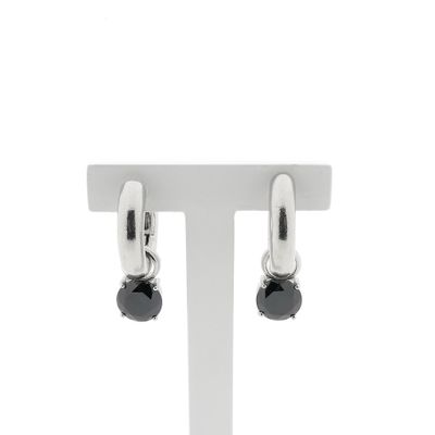 Silver earrings with onyx | TiSento Image 1 of Silver earrings with onyx | TiSento