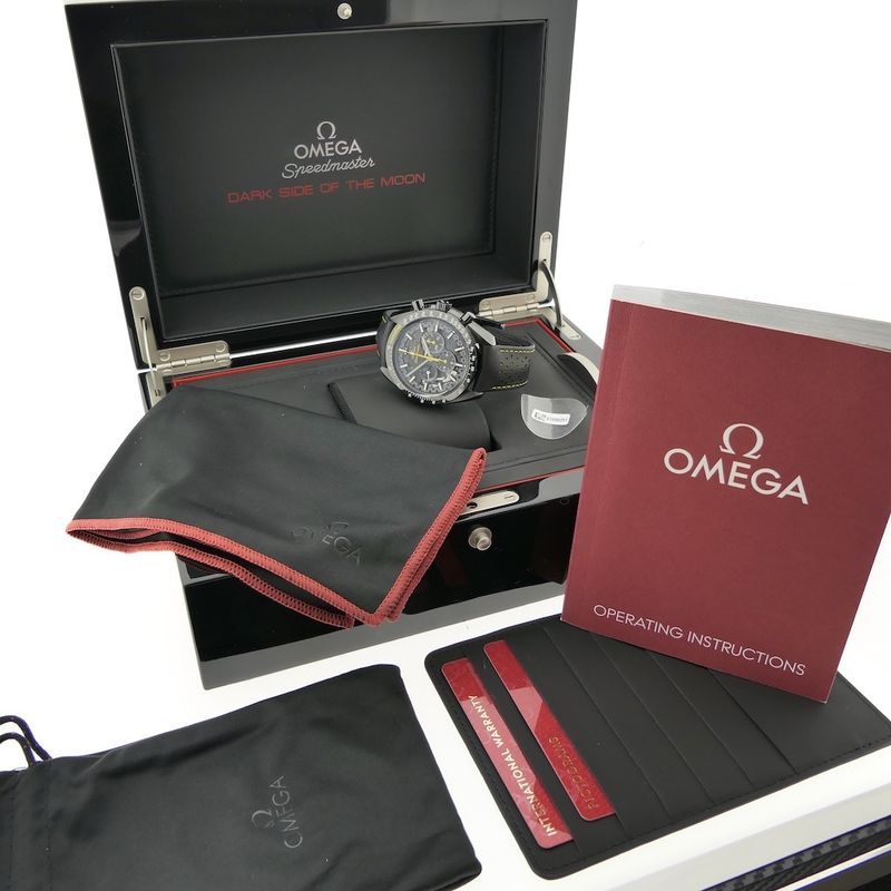 Image 5 of Omega Speedmaster Dark Side of the Moon 'Apollo 8'; Chronograph men's watch