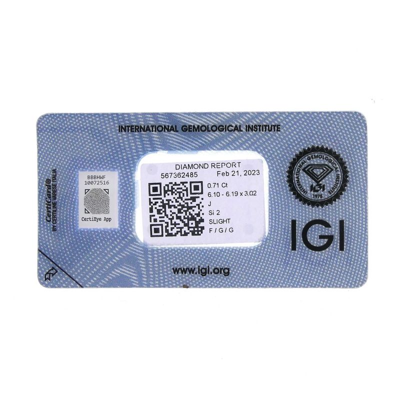 Image 2 of 0.71 ct. Brilliant cut diamond; Color J; Quality SI2 + IGI Certificate
