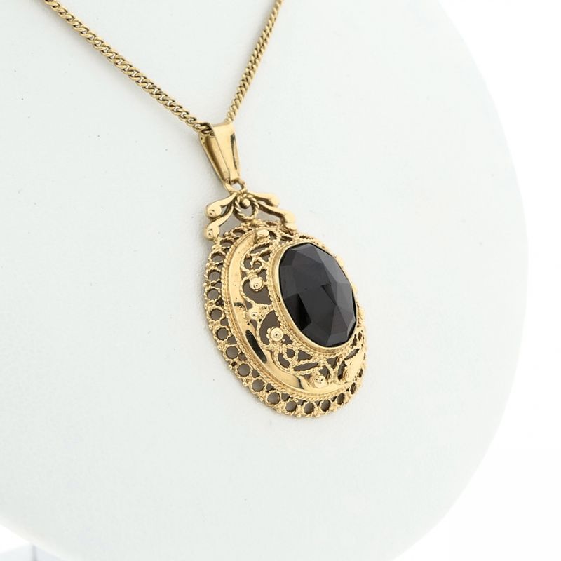 Image 8 of Vintage gold pendant with garnet