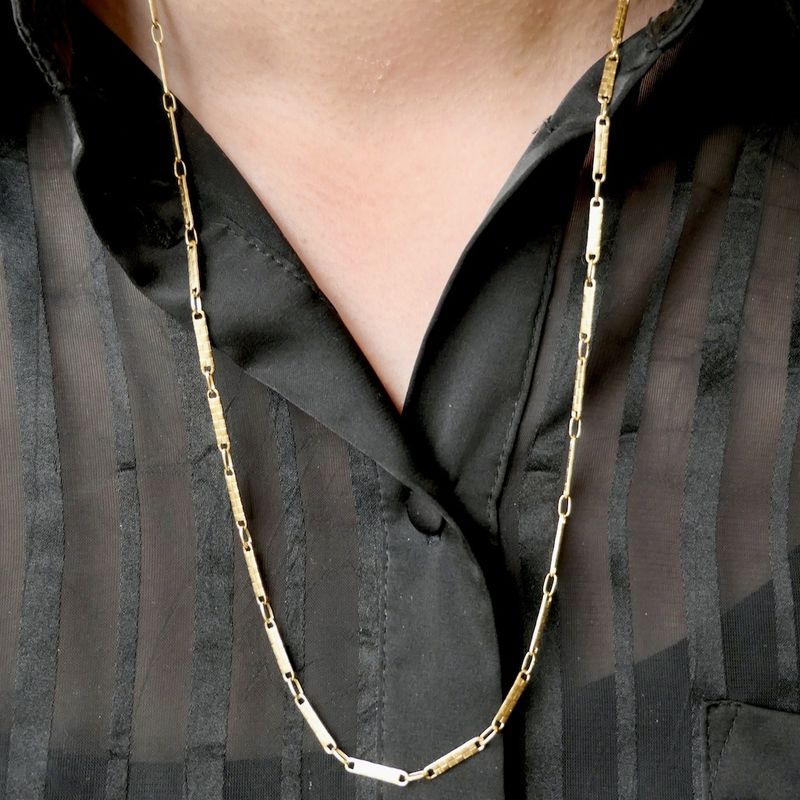 Image 8 of Gold link chain with bars