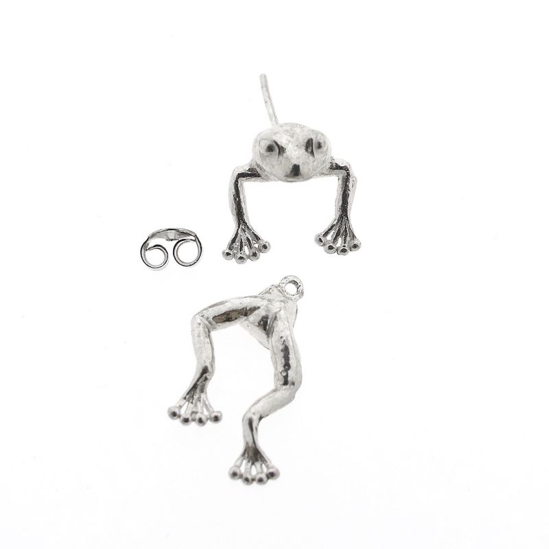 Image 5 of Silver frog stud earrings