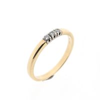 Gouden rijring met diamanten; 0,09 ct.