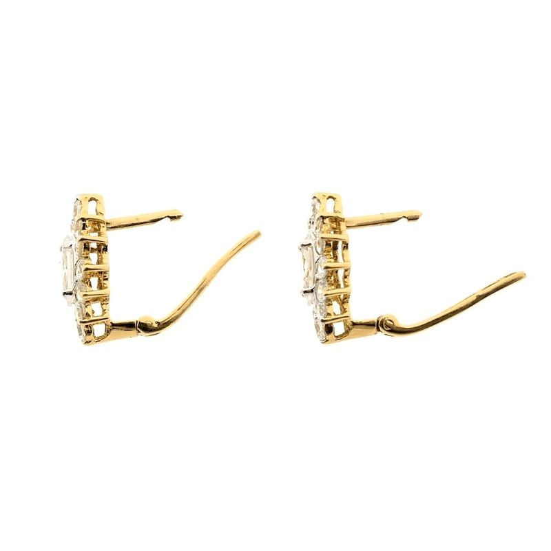 Image 6 of Gold stud earrings with zirconia