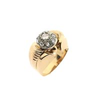 Rose gold entourage ring with diamonds; 0.25 ct.