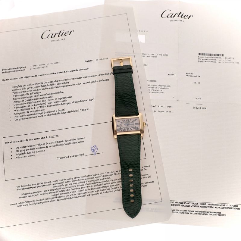 Afbeelding 7 van Cartier Tank Divan Automatic 'Large' W6300856 2603; 18ct. Gouden Horloge