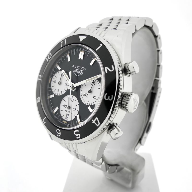 Image 2 of Heuer Autavia CBE2110; Chronograph men's watch