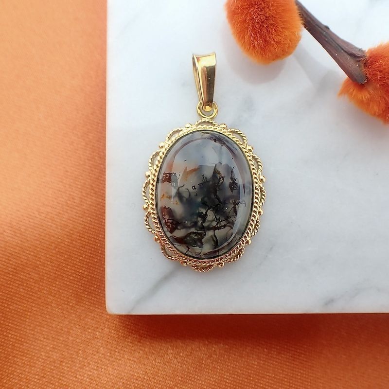 Image 2 of Gold pendant with moss agate | Vintage