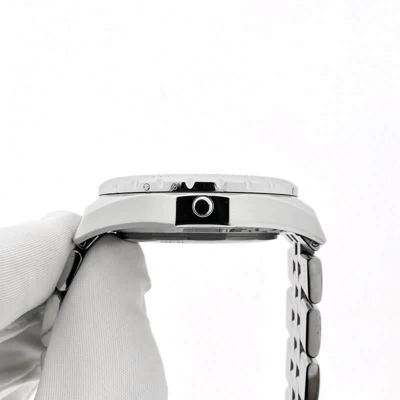 Image 6 of Breitling Bentley Motors 'Special Edition' A25362; Chronograph men's watch