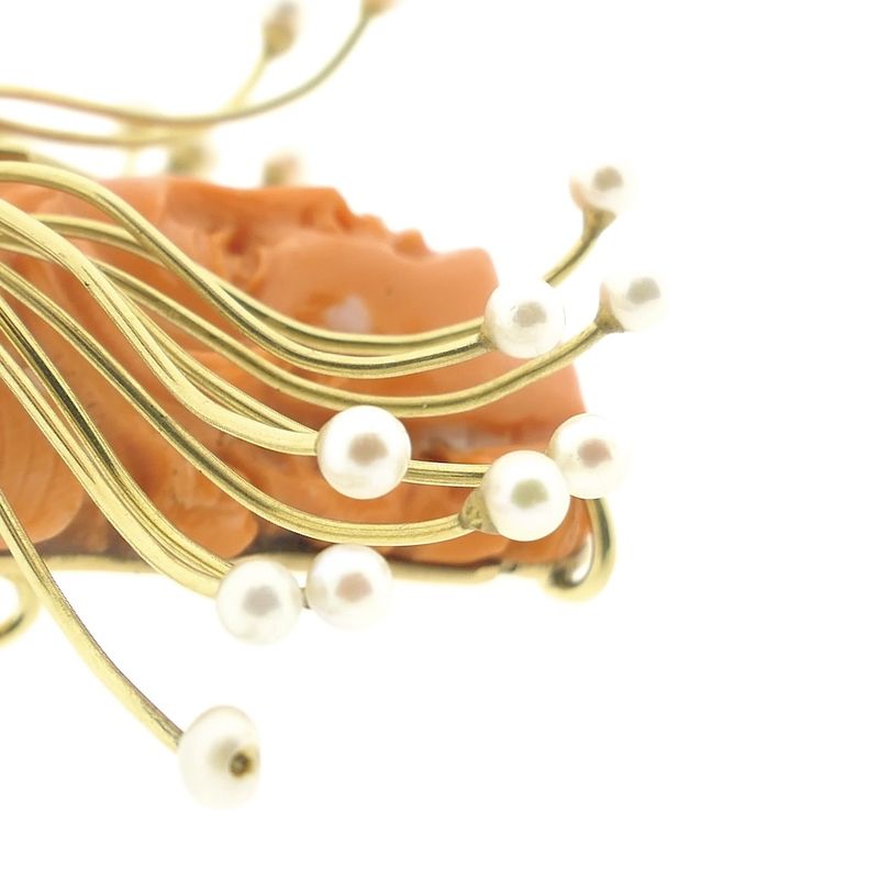 Image 8 of Golden Medusa pendant in blood coral and pearls