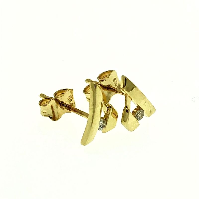 Image 2 of Yellow gold stud earrings with zirconia